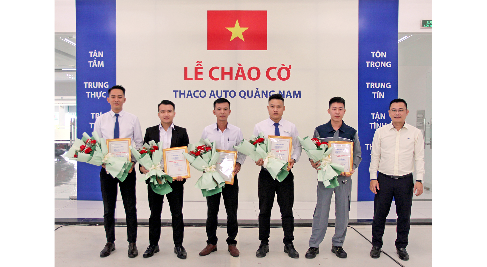 Lễ chào cờ tháng 6: THACO AUTO Quảng Nam sẵn sàng bứt phá tháng cuối Quý II/2024